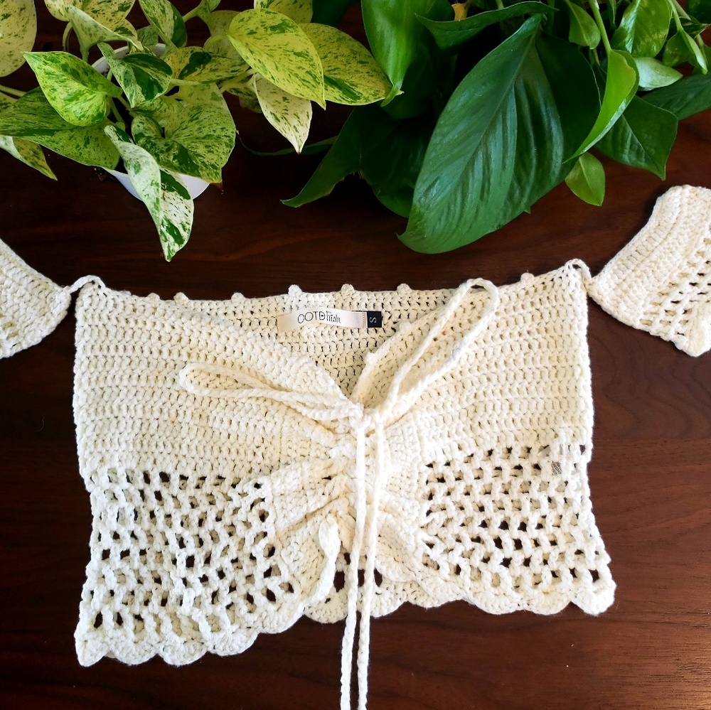 Cream knitted Crop Top